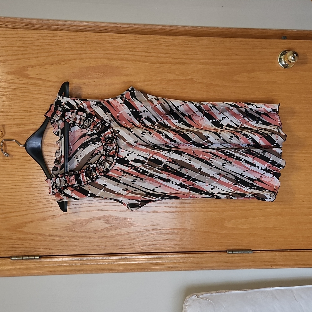 Dress barn 14/16 top